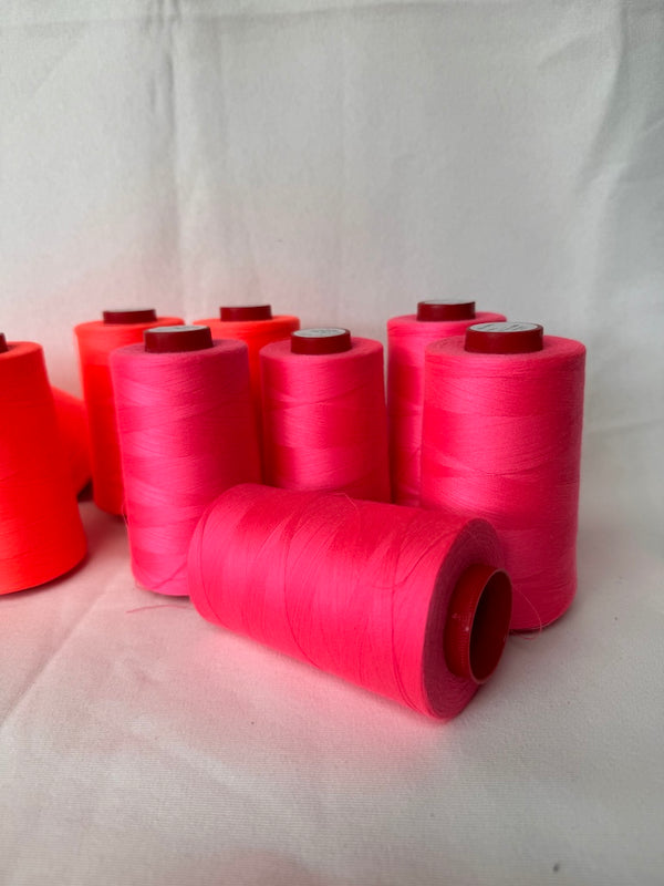 Overlockgarn NEONPINK